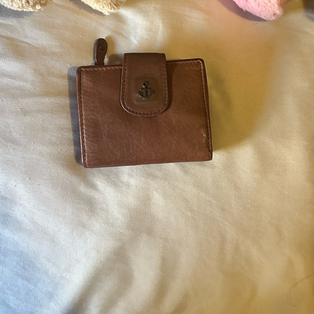 Compact Brown Leather Women's Wallet with Anchor Accent